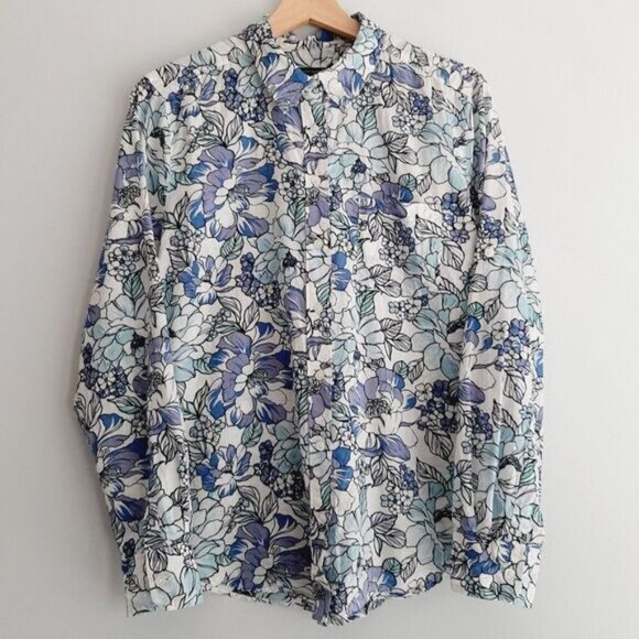 ANN TAYLOR 100% Cotton Floral Button Down Shirt Top Blue & White Sz M - Picture 2 of 13